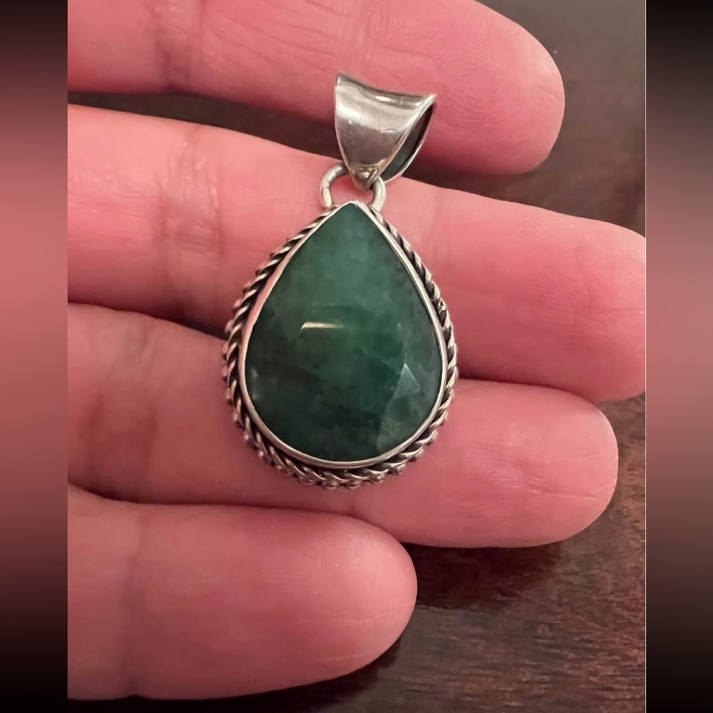 BJC samuel benham sterling silver emerald pendant